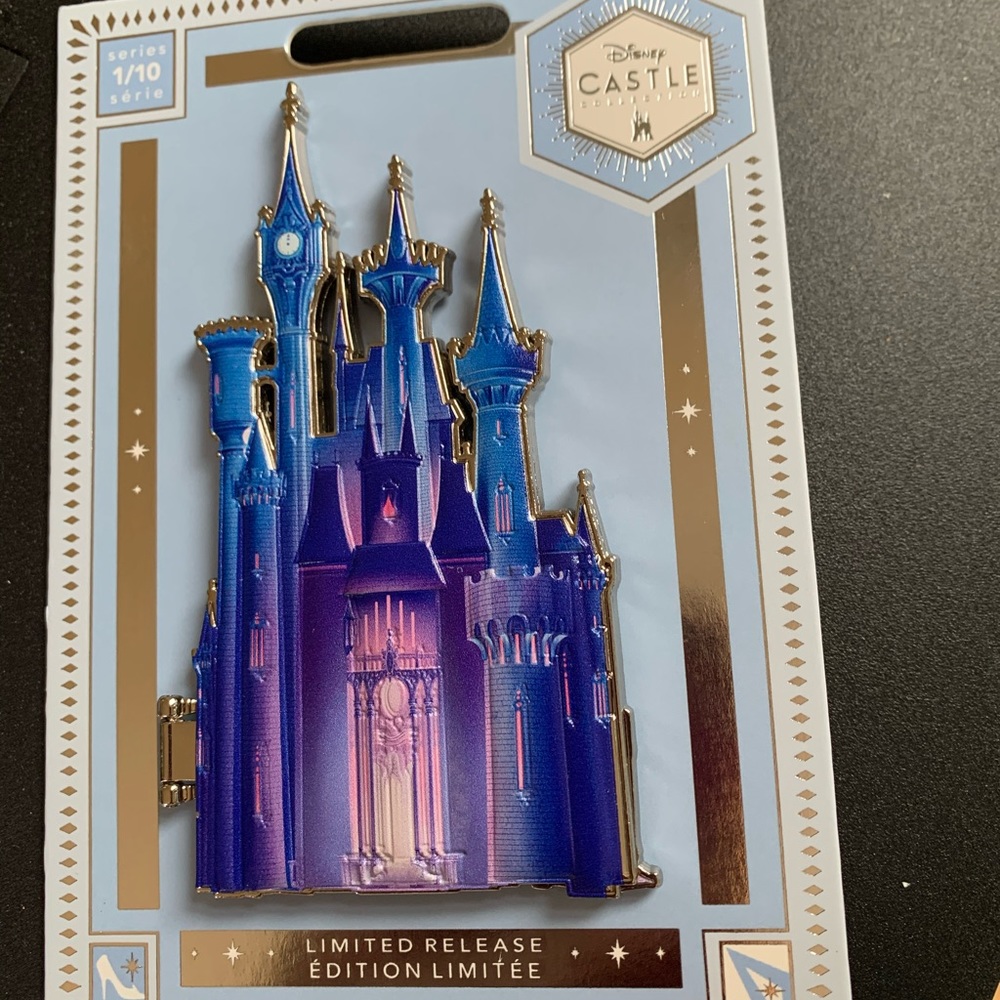 Disney Castle Collection. Cinderella castle pin.